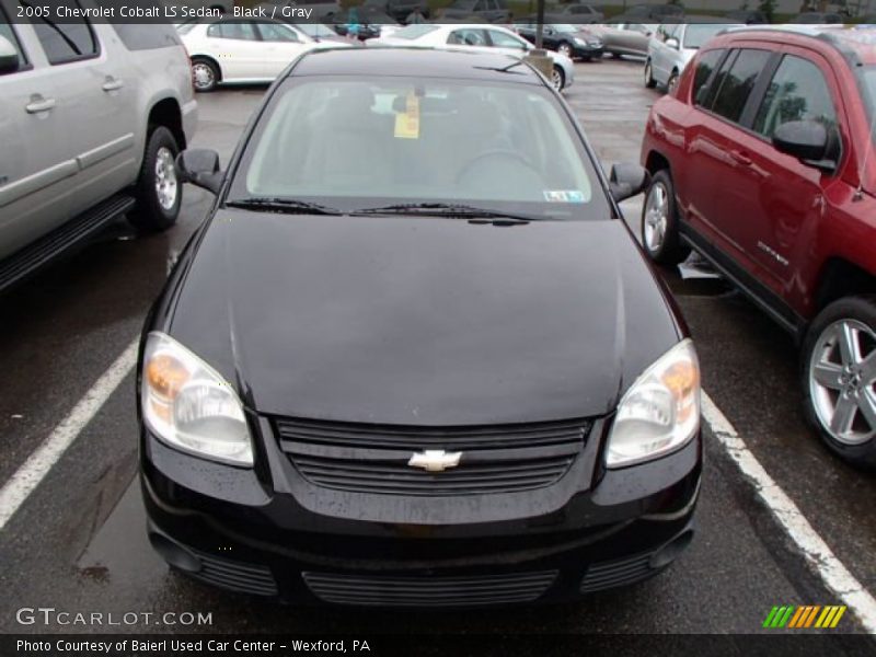 Black / Gray 2005 Chevrolet Cobalt LS Sedan