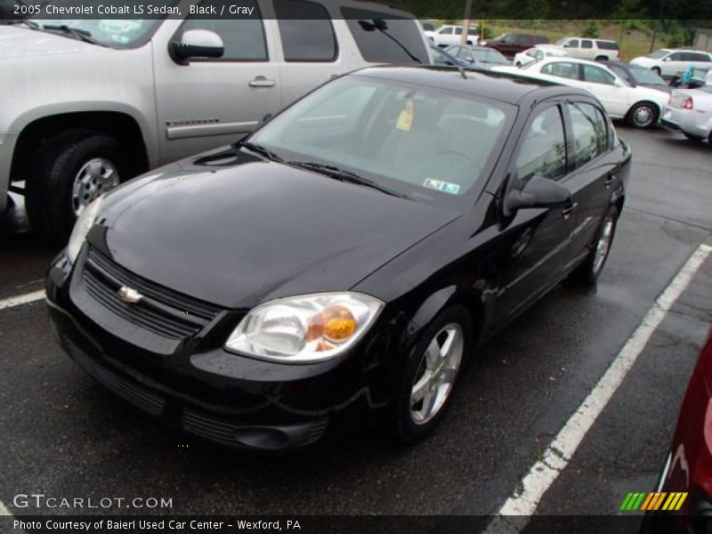 Black / Gray 2005 Chevrolet Cobalt LS Sedan