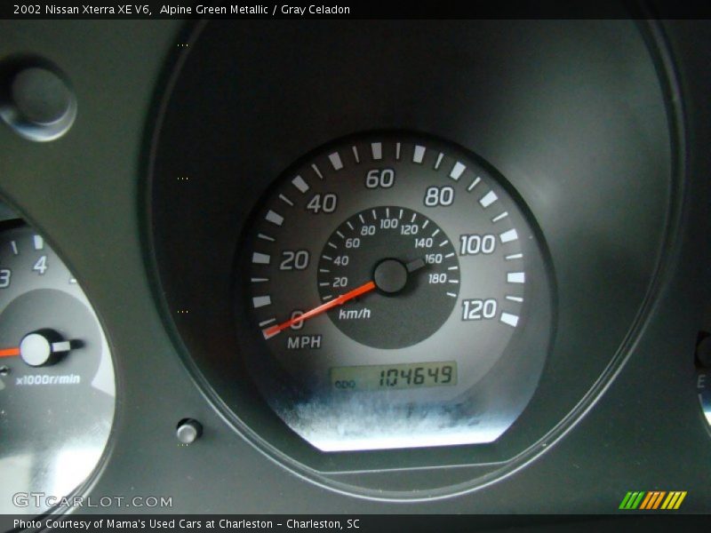 Alpine Green Metallic / Gray Celadon 2002 Nissan Xterra XE V6
