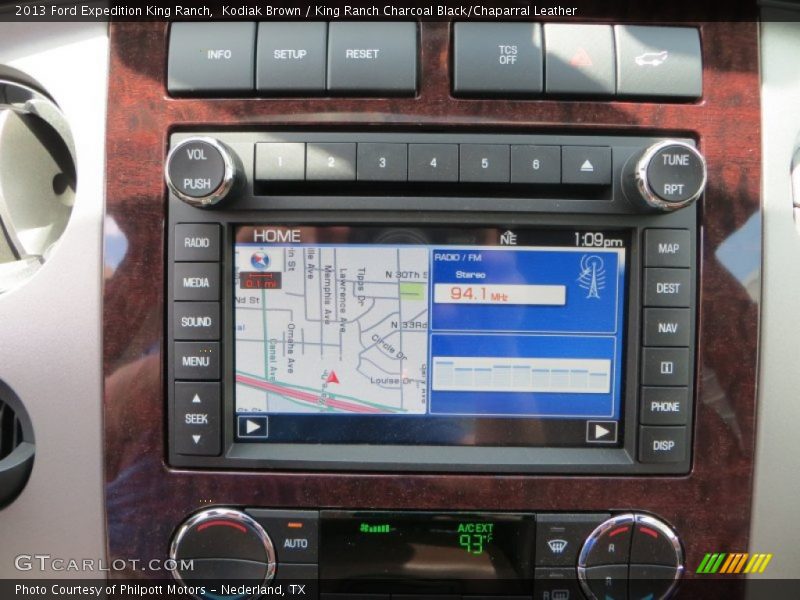 Navigation of 2013 Expedition King Ranch