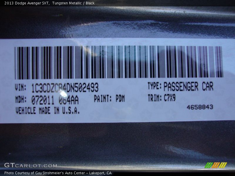 Tungsten Metallic / Black 2013 Dodge Avenger SXT