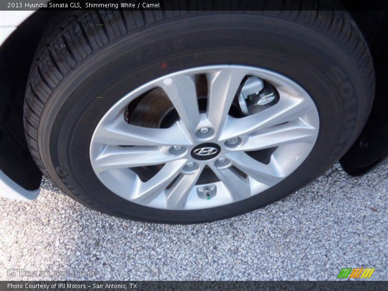 Shimmering White / Camel 2013 Hyundai Sonata GLS