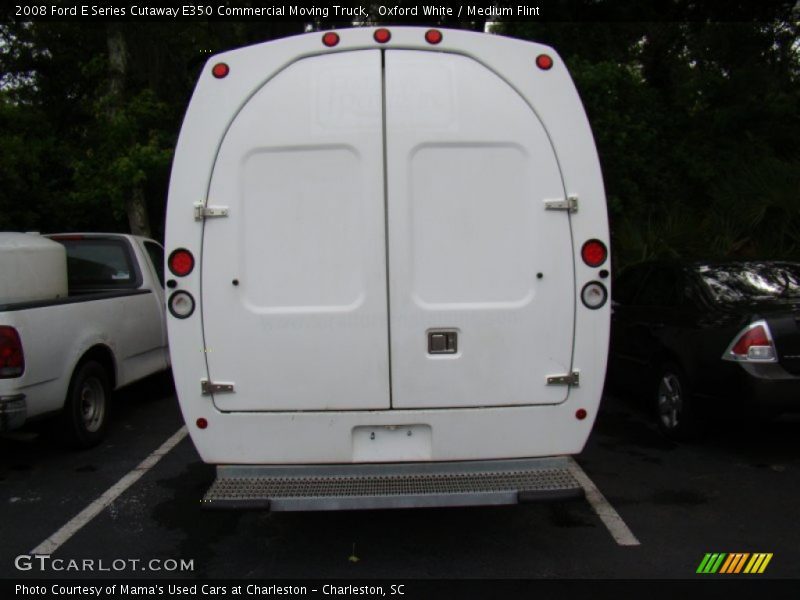 Oxford White / Medium Flint 2008 Ford E Series Cutaway E350 Commercial Moving Truck
