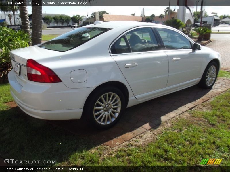 Ice White / Sandstone Beige 2008 Volvo S80 3.2