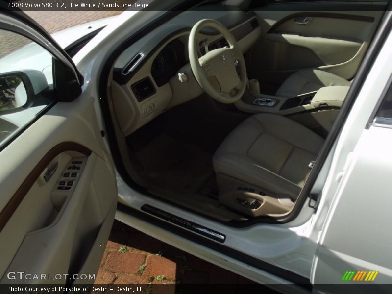 Ice White / Sandstone Beige 2008 Volvo S80 3.2