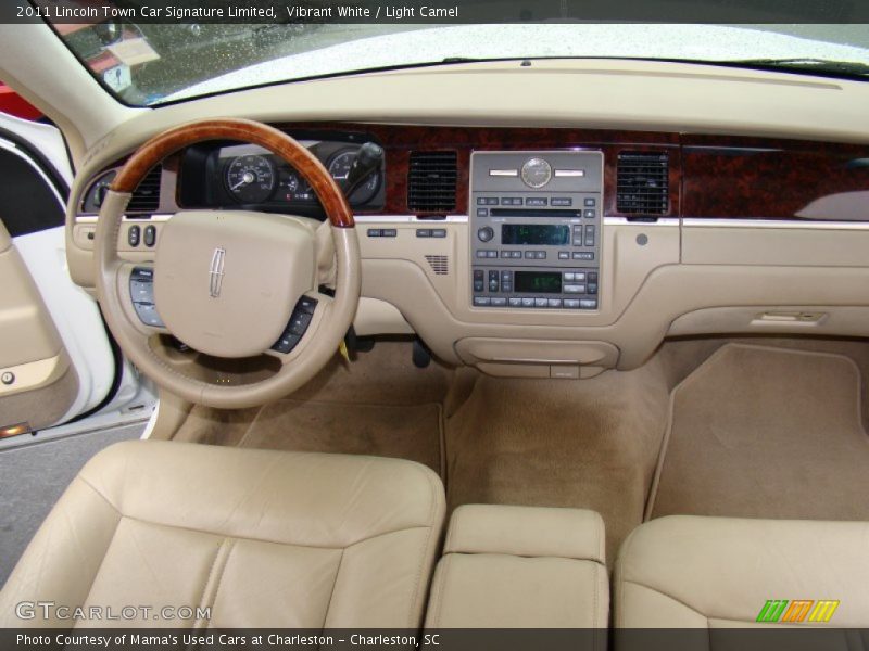 Dashboard of 2011 Town Car Signature Limited
