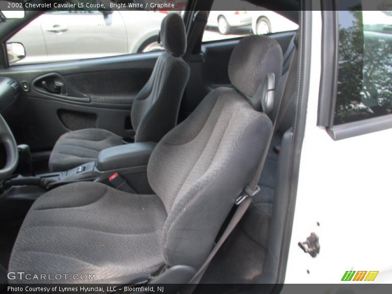 Bright White / Graphite 2002 Chevrolet Cavalier LS Coupe