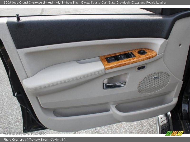 Brilliant Black Crystal Pearl / Dark Slate Gray/Light Graystone Royale Leather 2009 Jeep Grand Cherokee Limited 4x4