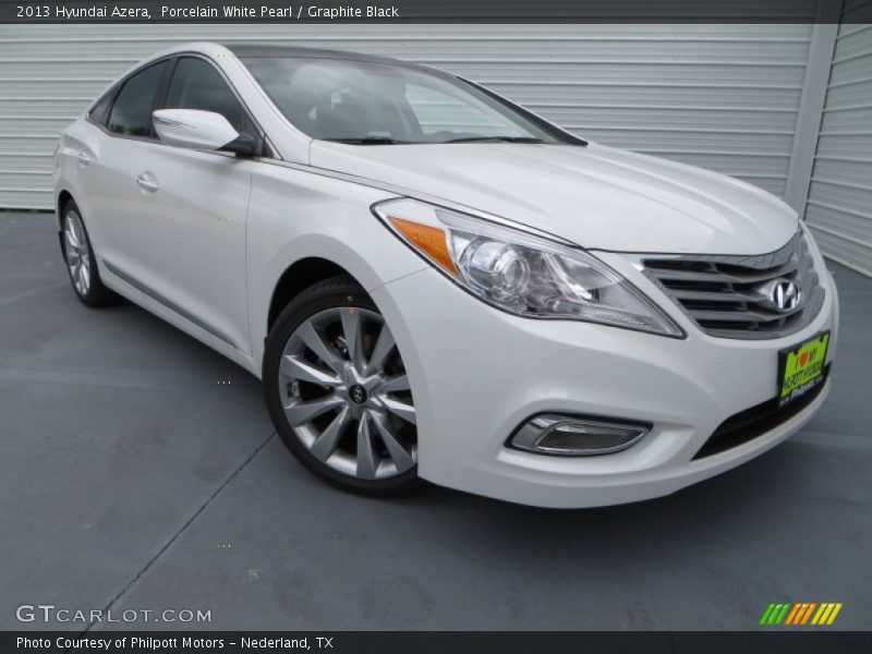 Porcelain White Pearl / Graphite Black 2013 Hyundai Azera
