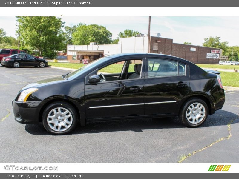 Super Black / Charcoal 2012 Nissan Sentra 2.0 S