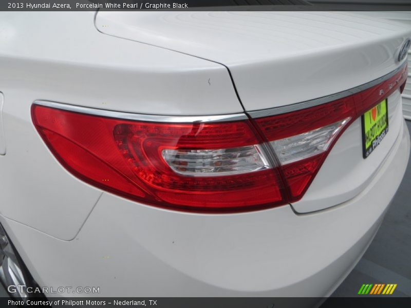 Porcelain White Pearl / Graphite Black 2013 Hyundai Azera