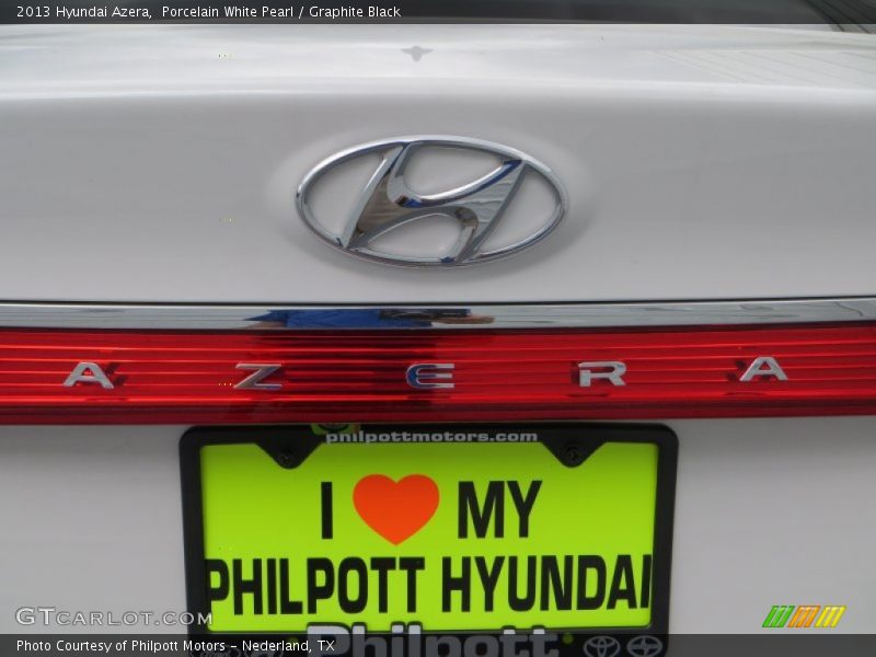 Porcelain White Pearl / Graphite Black 2013 Hyundai Azera