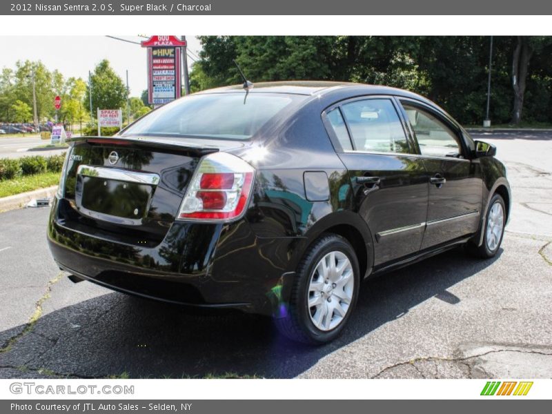 Super Black / Charcoal 2012 Nissan Sentra 2.0 S