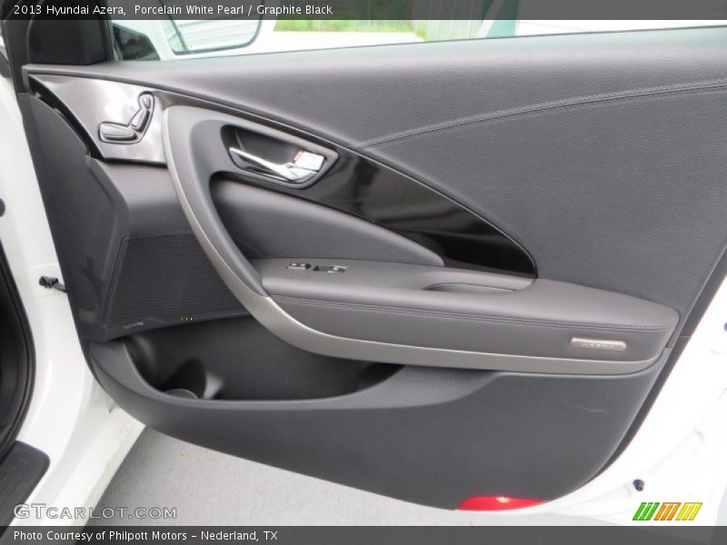 Porcelain White Pearl / Graphite Black 2013 Hyundai Azera