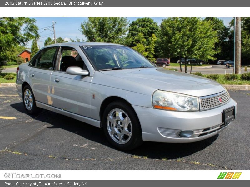 Bright Silver / Gray 2003 Saturn L Series L200 Sedan