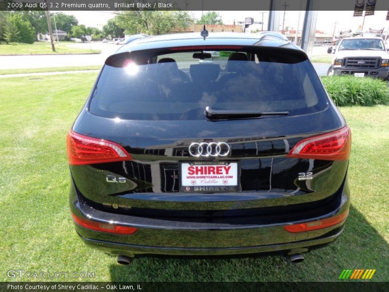 Brilliant Black / Black 2009 Audi Q5 3.2 Premium quattro