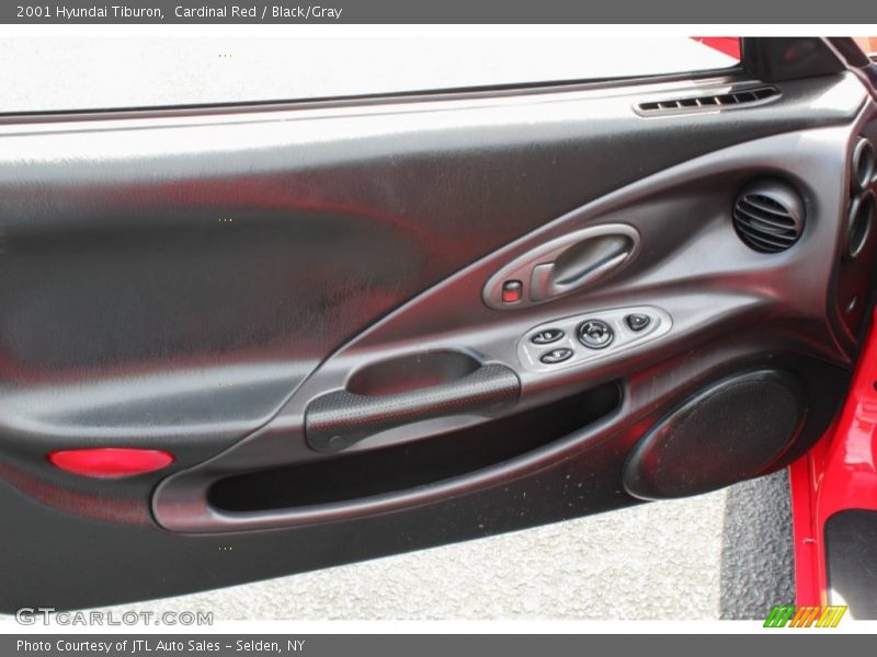 Cardinal Red / Black/Gray 2001 Hyundai Tiburon