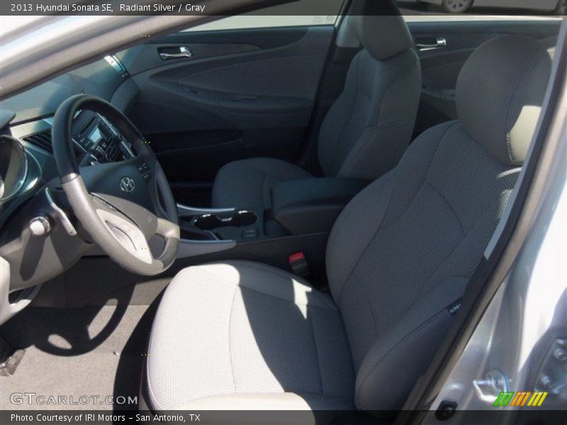 Radiant Silver / Gray 2013 Hyundai Sonata SE