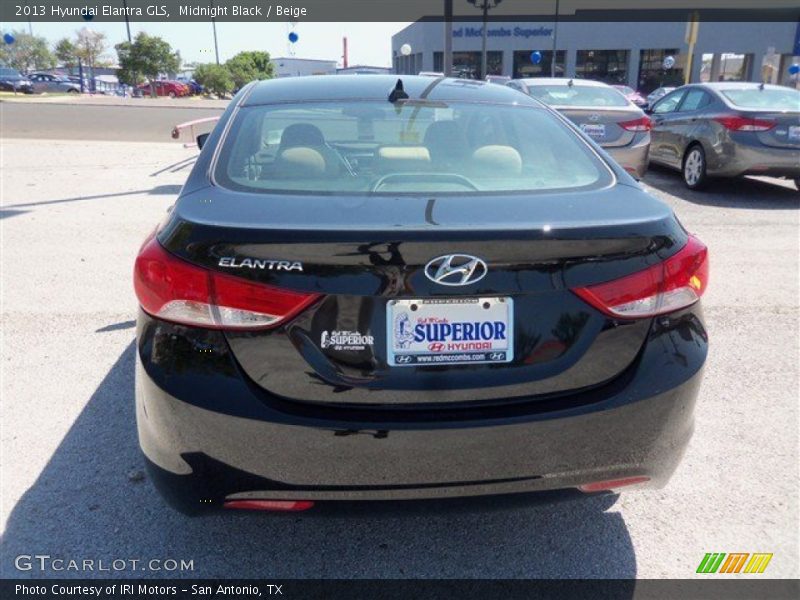 Midnight Black / Beige 2013 Hyundai Elantra GLS