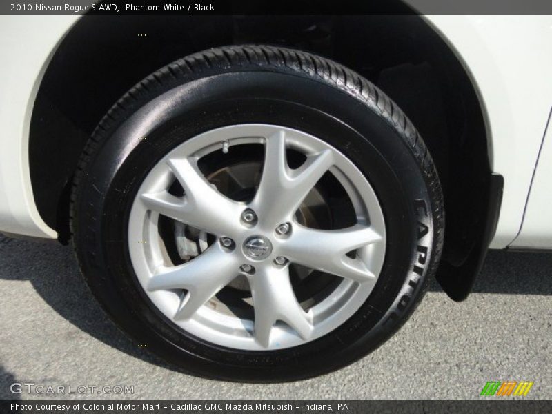 Phantom White / Black 2010 Nissan Rogue S AWD