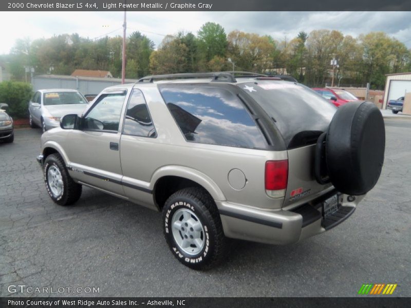 Light Pewter Metallic / Graphite Gray 2000 Chevrolet Blazer LS 4x4
