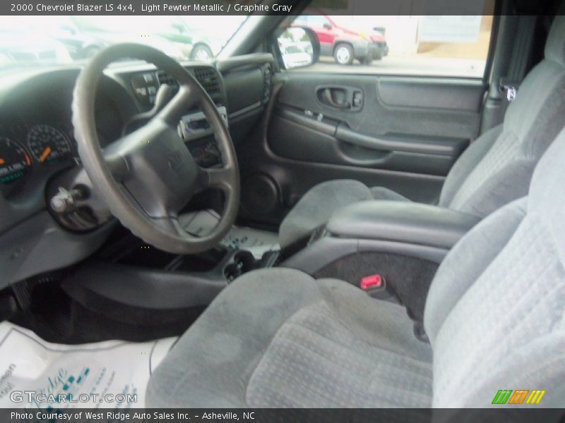 Light Pewter Metallic / Graphite Gray 2000 Chevrolet Blazer LS 4x4