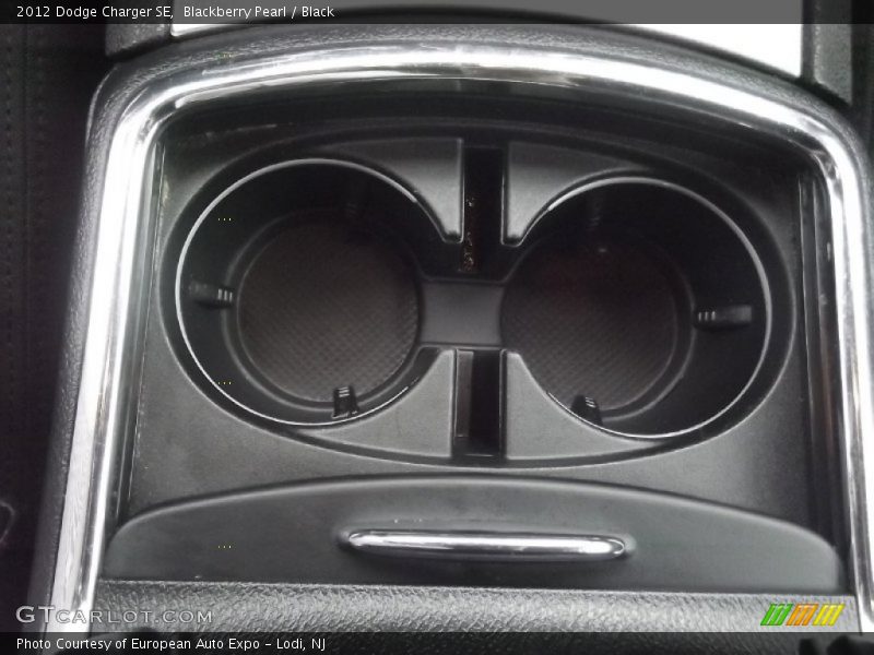 Blackberry Pearl / Black 2012 Dodge Charger SE
