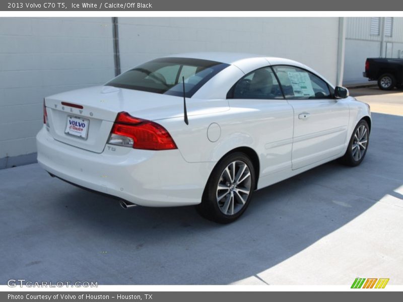Ice White / Calcite/Off Black 2013 Volvo C70 T5