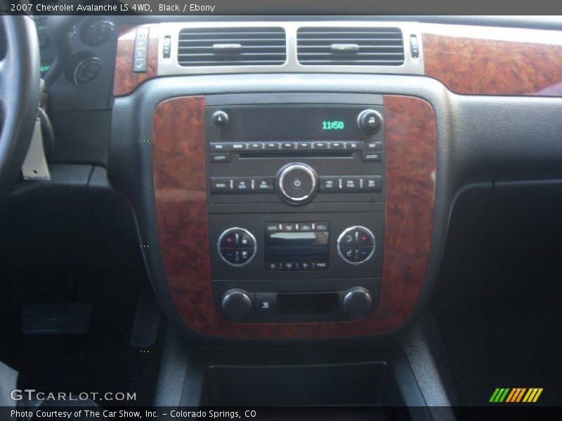 Black / Ebony 2007 Chevrolet Avalanche LS 4WD
