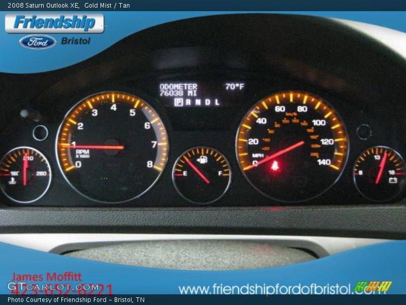 Gold Mist / Tan 2008 Saturn Outlook XE