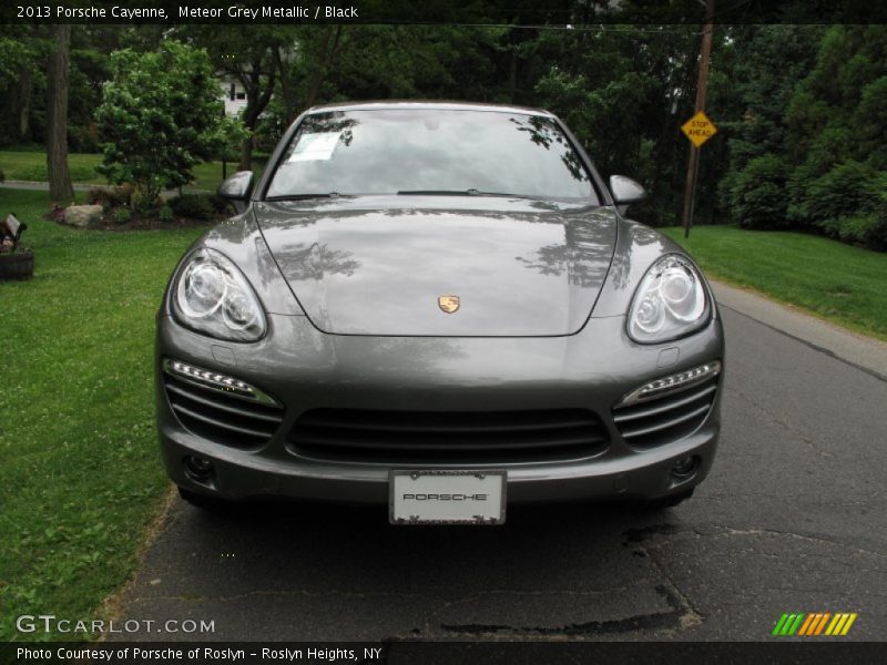 Meteor Grey Metallic / Black 2013 Porsche Cayenne