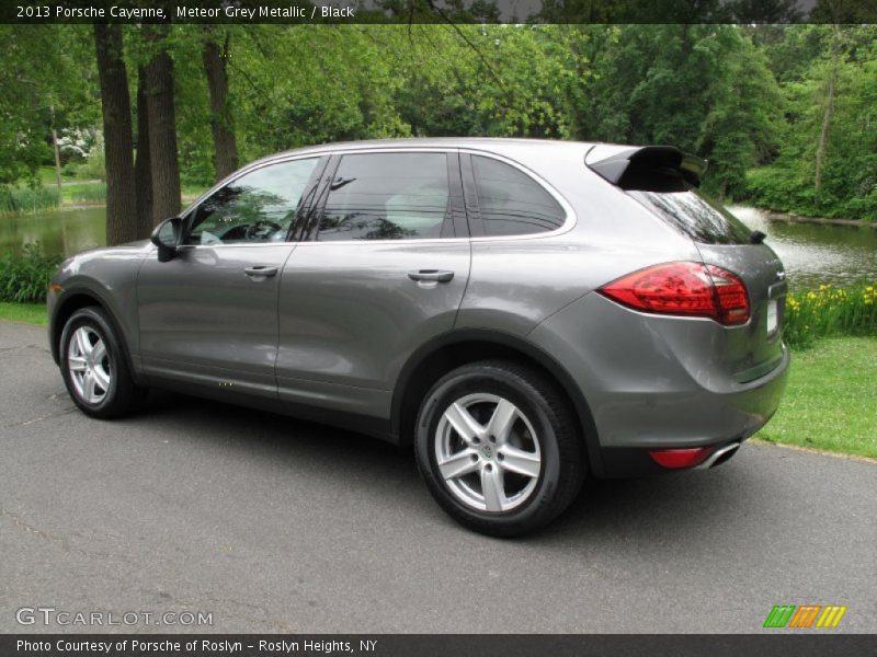 Meteor Grey Metallic / Black 2013 Porsche Cayenne
