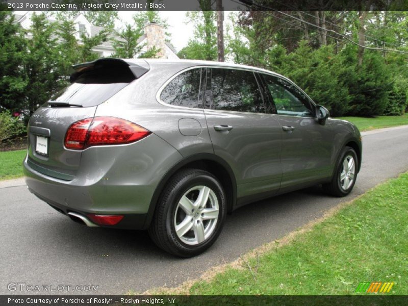 Meteor Grey Metallic / Black 2013 Porsche Cayenne