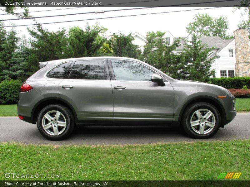 Meteor Grey Metallic / Black 2013 Porsche Cayenne