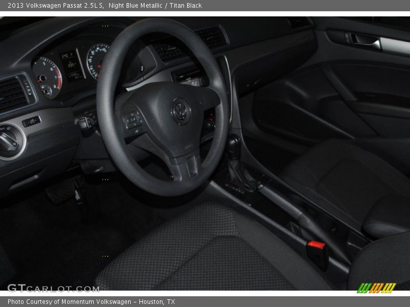 Night Blue Metallic / Titan Black 2013 Volkswagen Passat 2.5L S