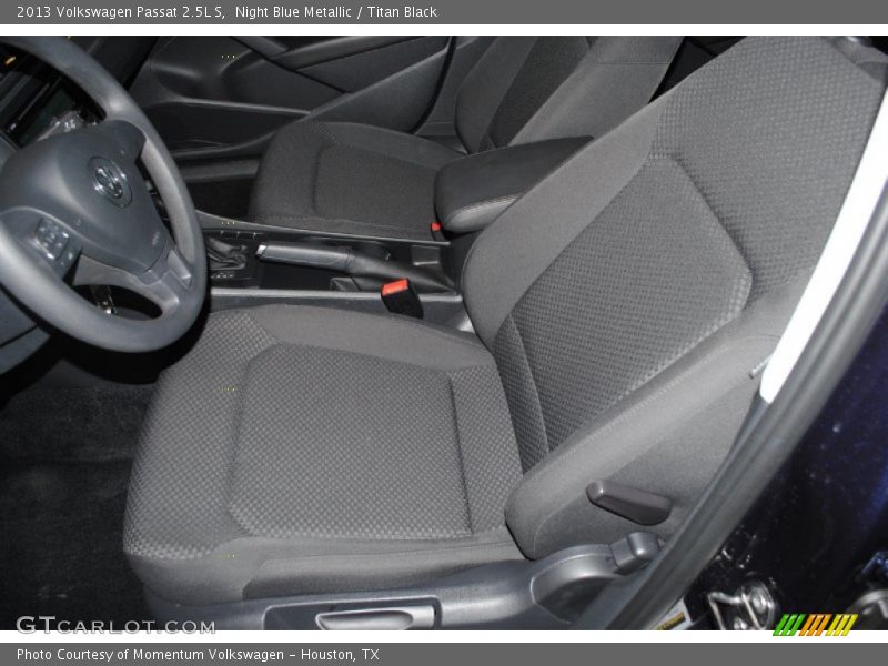 Night Blue Metallic / Titan Black 2013 Volkswagen Passat 2.5L S