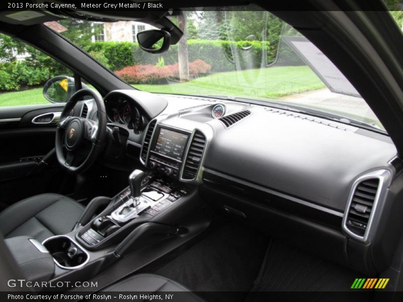 Meteor Grey Metallic / Black 2013 Porsche Cayenne