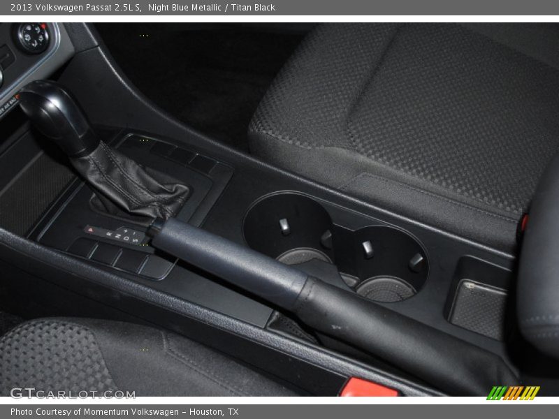 Night Blue Metallic / Titan Black 2013 Volkswagen Passat 2.5L S