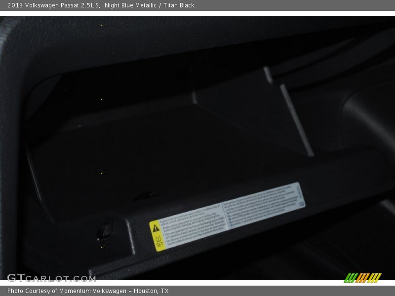 Night Blue Metallic / Titan Black 2013 Volkswagen Passat 2.5L S