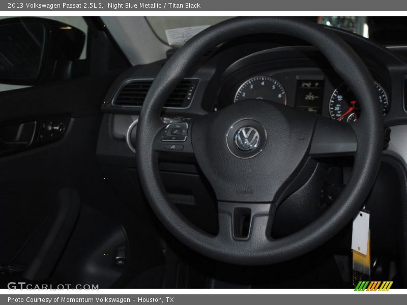Night Blue Metallic / Titan Black 2013 Volkswagen Passat 2.5L S