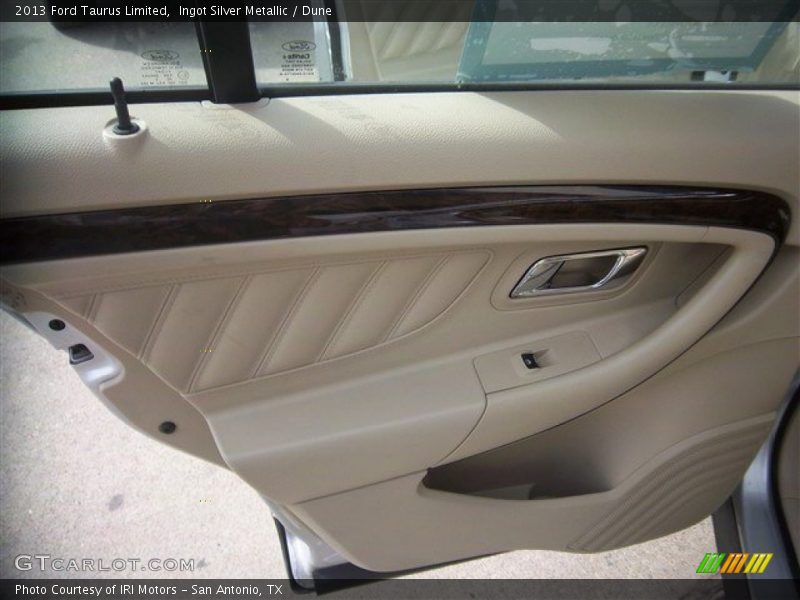 Ingot Silver Metallic / Dune 2013 Ford Taurus Limited