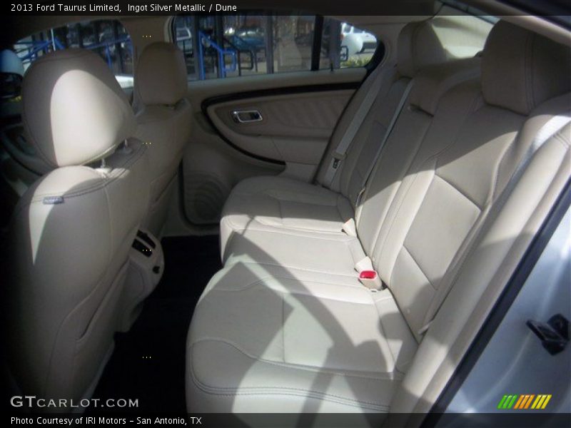 Ingot Silver Metallic / Dune 2013 Ford Taurus Limited