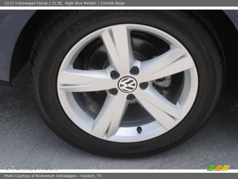 Night Blue Metallic / Cornsilk Beige 2013 Volkswagen Passat 2.5L SE