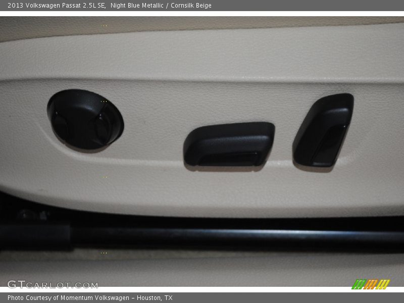 Night Blue Metallic / Cornsilk Beige 2013 Volkswagen Passat 2.5L SE