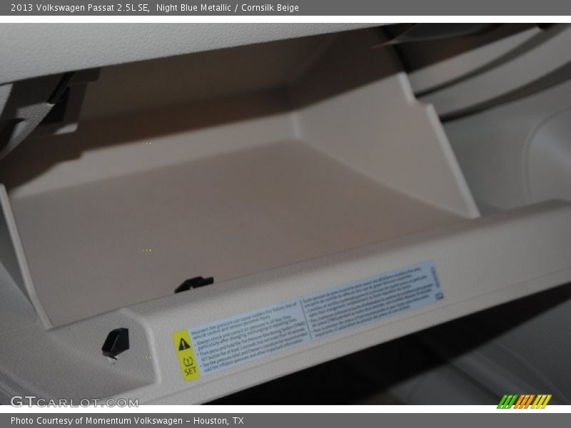 Night Blue Metallic / Cornsilk Beige 2013 Volkswagen Passat 2.5L SE