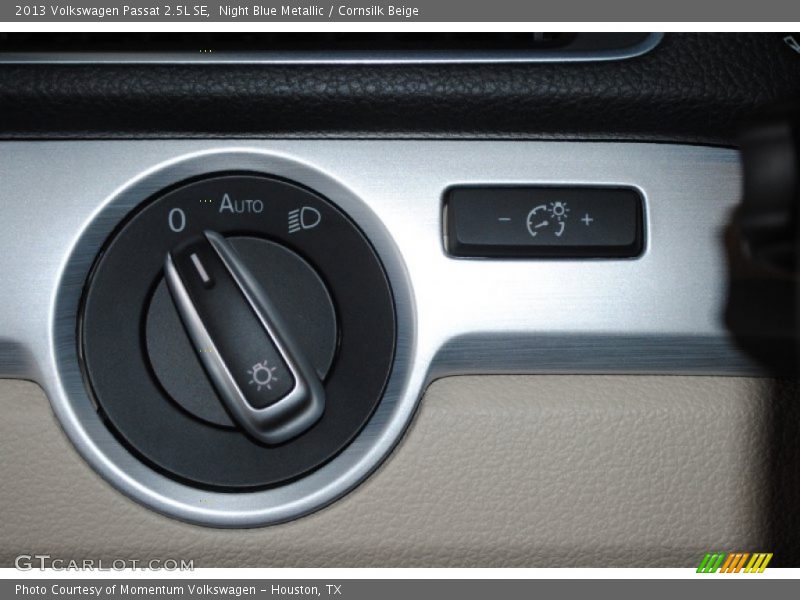 Night Blue Metallic / Cornsilk Beige 2013 Volkswagen Passat 2.5L SE
