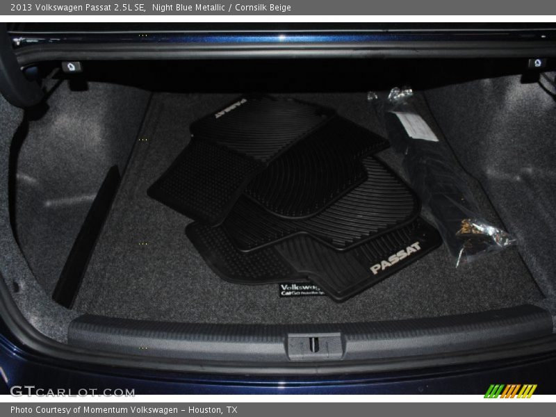 Night Blue Metallic / Cornsilk Beige 2013 Volkswagen Passat 2.5L SE