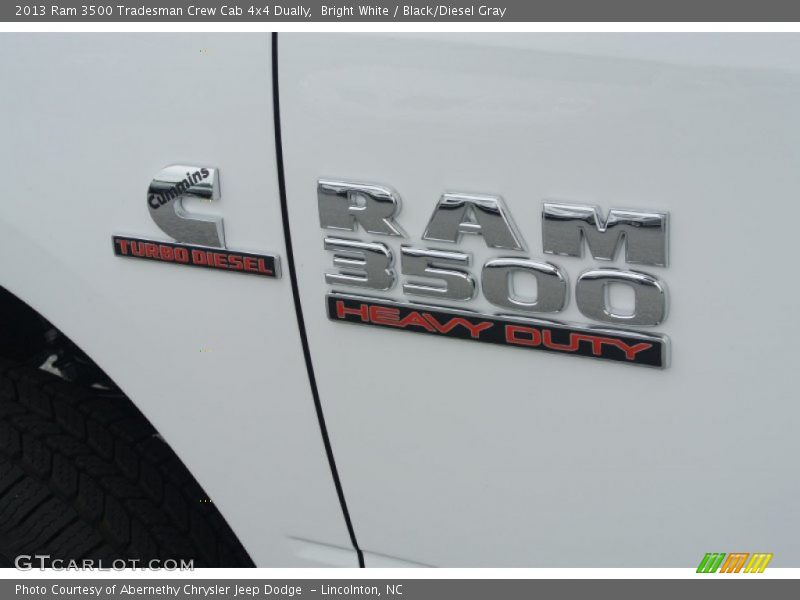 Bright White / Black/Diesel Gray 2013 Ram 3500 Tradesman Crew Cab 4x4 Dually