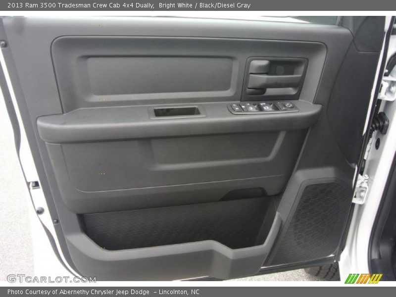 Bright White / Black/Diesel Gray 2013 Ram 3500 Tradesman Crew Cab 4x4 Dually