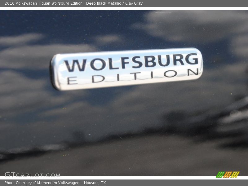 Deep Black Metallic / Clay Gray 2010 Volkswagen Tiguan Wolfsburg Edition